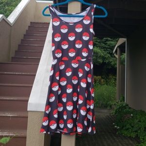 POKEBALL dress (skater style)